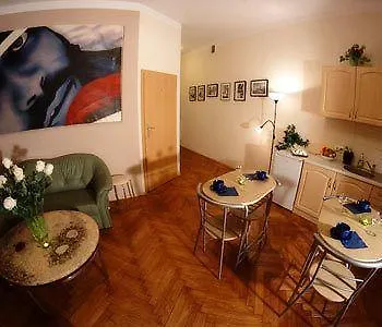 Euro-room & *