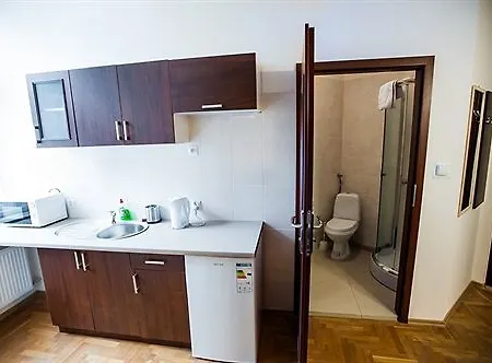 Euro-room & *