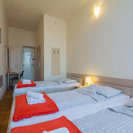 Euro-room & Apartment *