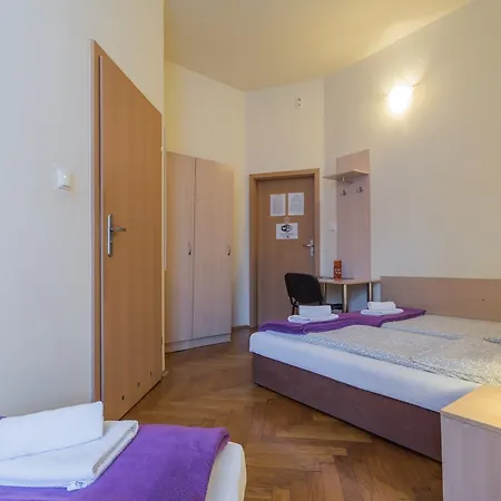 公寓 Euro-room &