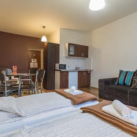 Euro-room & Apartment *