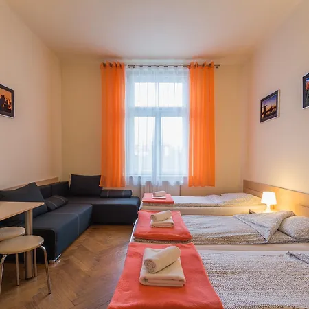 Euro-room & Apartment *