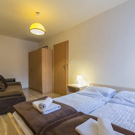 公寓 Euro-room &