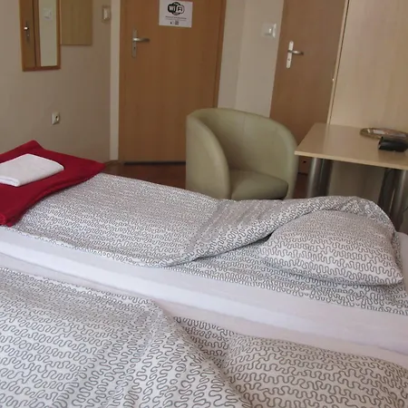 Euro-room & דירה קרקוב
