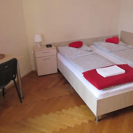 Euro-room & Apartment Krakow